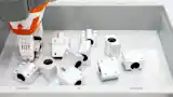 从载荷装置上拾取未经分类的非混装型组件。
