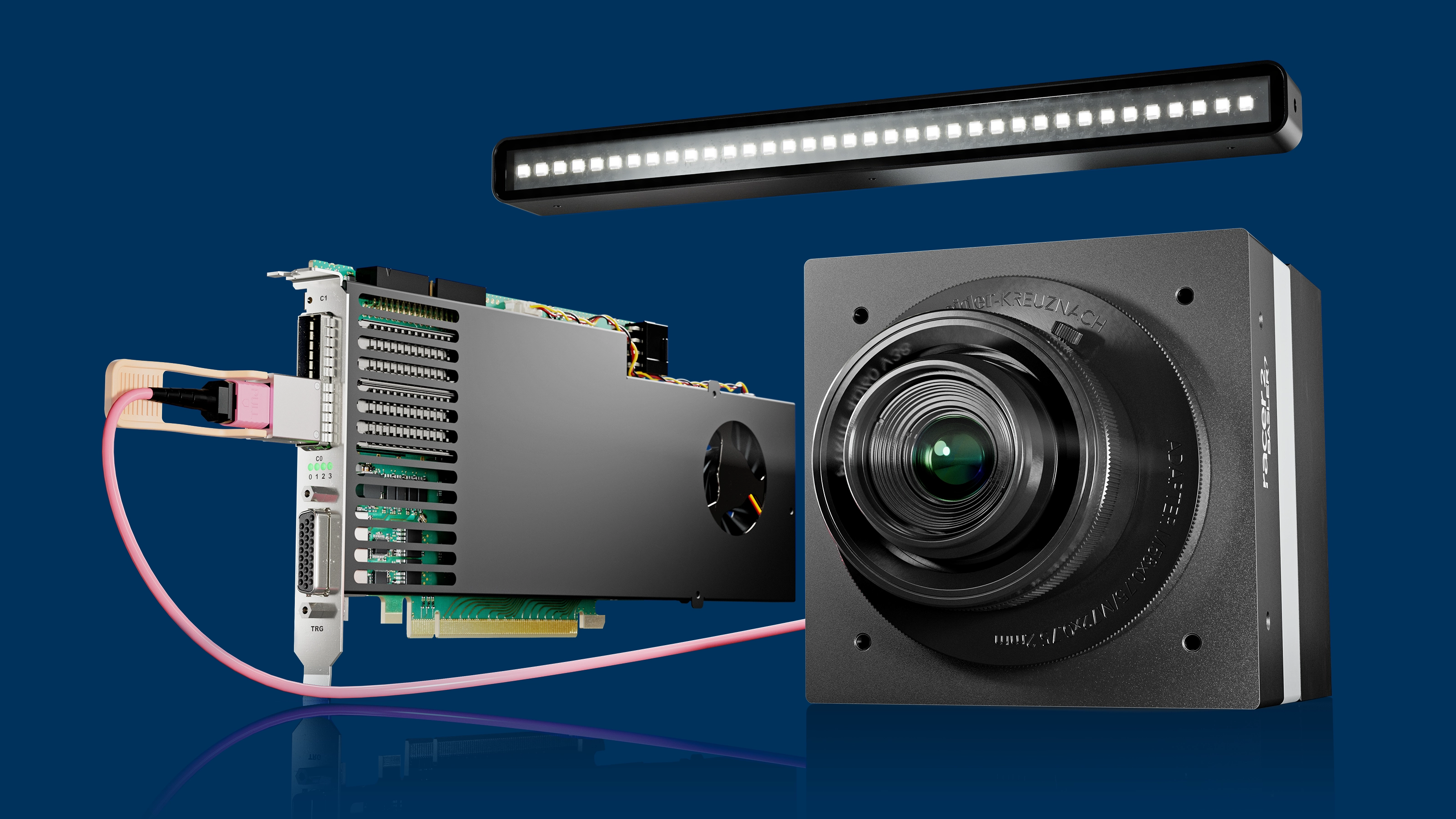 全套系统包括TDI线阵相机、数据转发图像采集卡、软件和其他组件