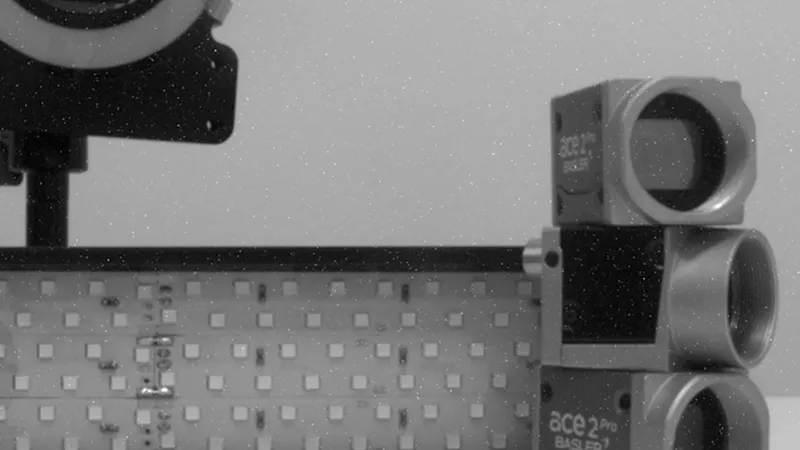 Defect pixels example